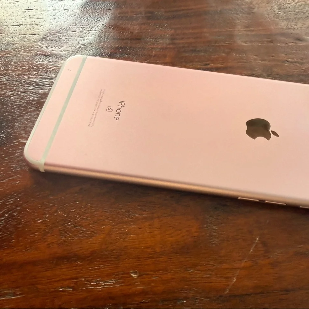 Apple iPhone - Elegant Pink Finish, iPhone 6s , great condition